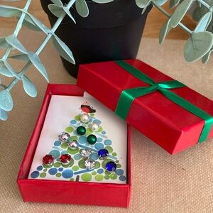 Avon Festive Decorations 6-Pair Stud Earring Set | Pearls Rhinestones Gift Box